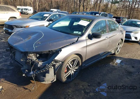 2017 Honda Accord Sport Se z USA, uszkodzony, nr VIN 1HGCR2F14HA277157